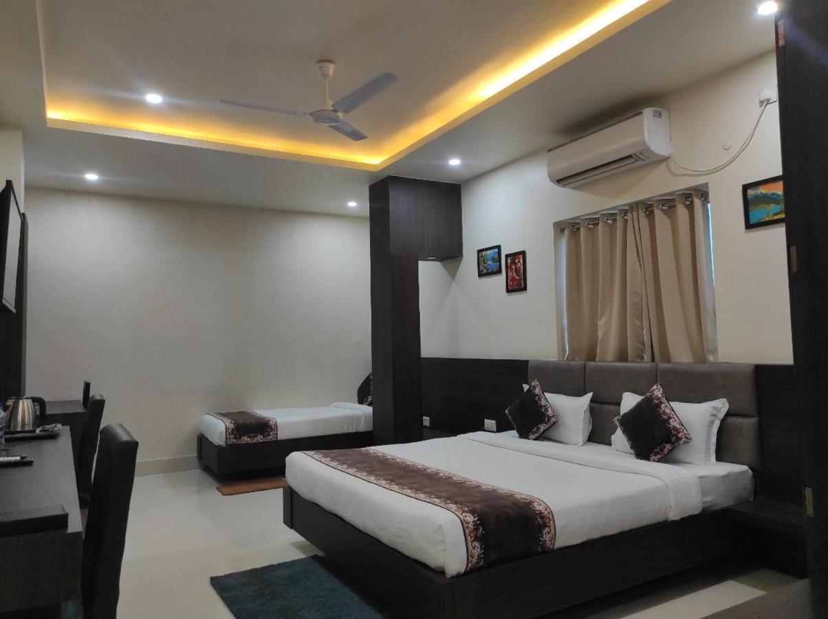 Hotel Paradise - Biswanath Chariali Bishnath Extérieur photo