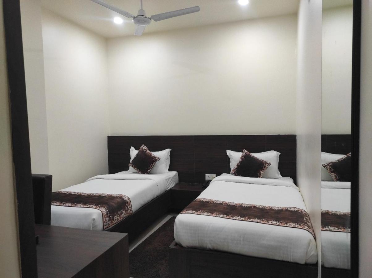 Hotel Paradise - Biswanath Chariali Bishnath Extérieur photo