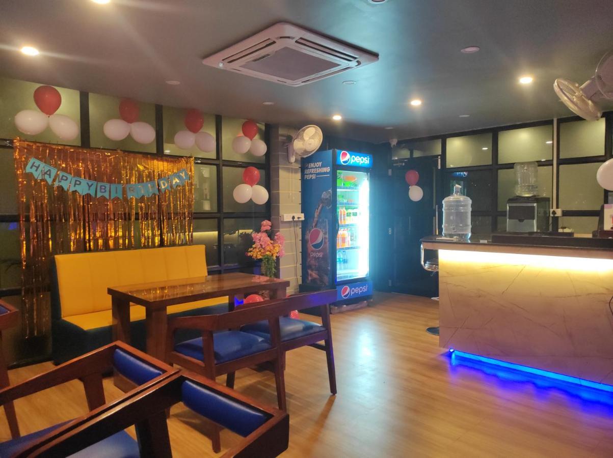 Hotel Paradise - Biswanath Chariali Bishnath Extérieur photo