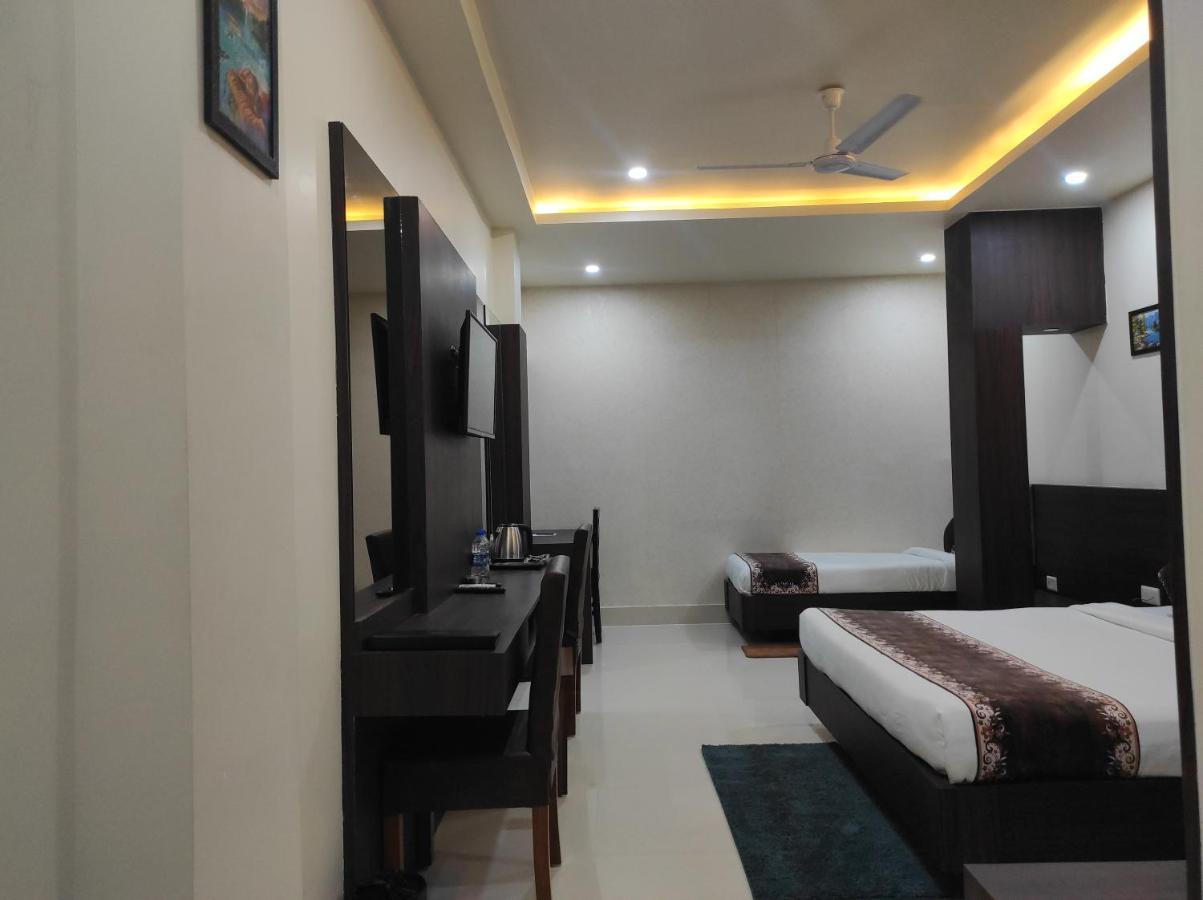 Hotel Paradise - Biswanath Chariali Bishnath Extérieur photo