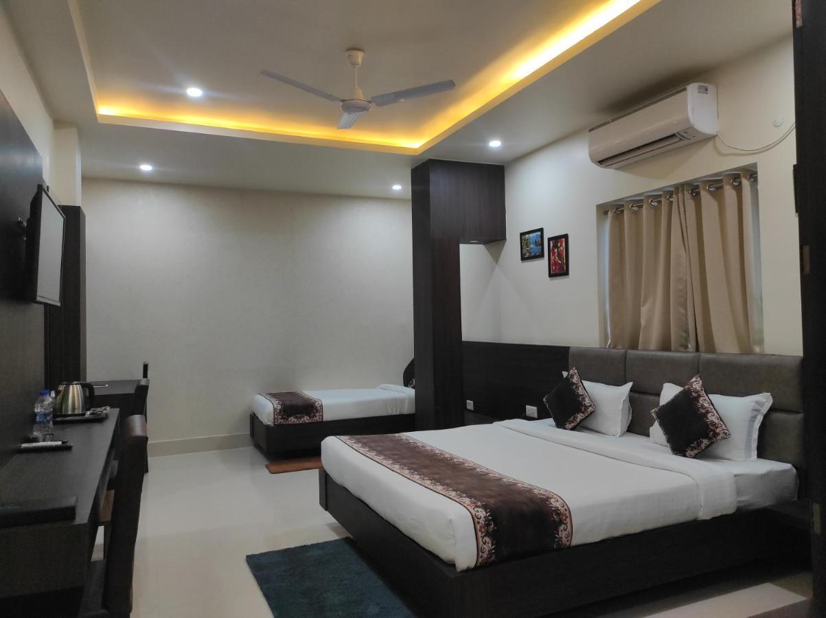 Hotel Paradise - Biswanath Chariali Bishnath Extérieur photo